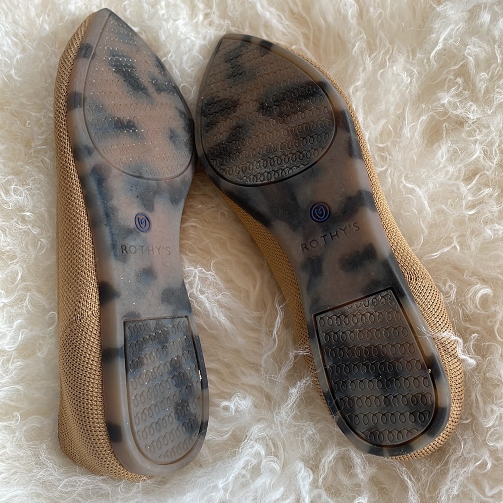 Rothy's Pointed Toe Flats in Tan with Blue Accent - Picture 4 of 5